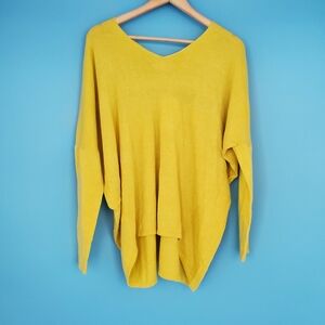 NEW Hyped Unicorn S/M Tunic Yellow Sweater